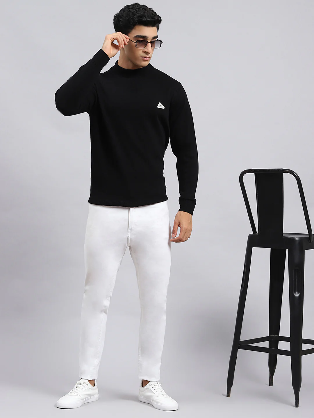 Men Black Solid Pullover