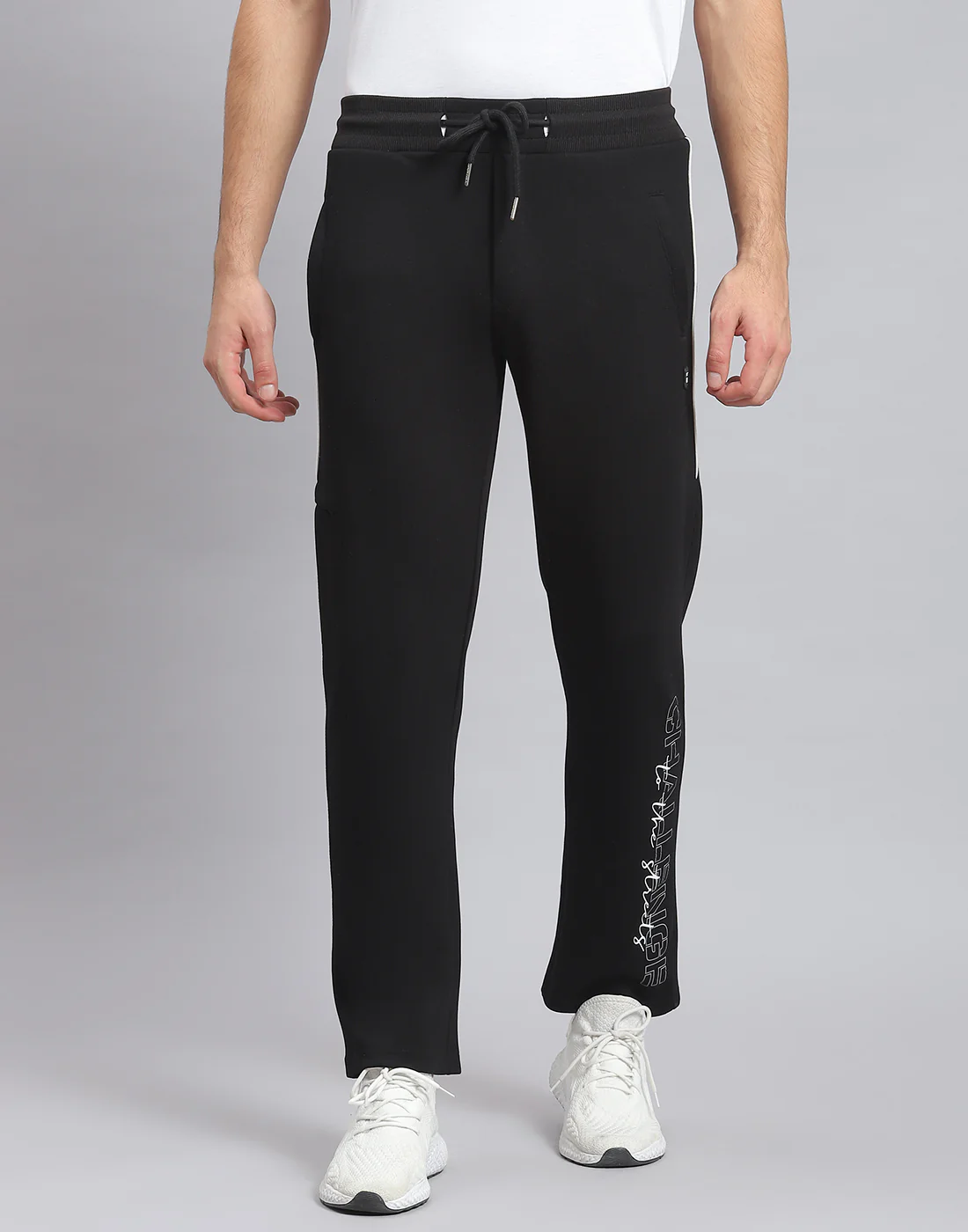 Men Black Solid Regular Fit Winter Lower