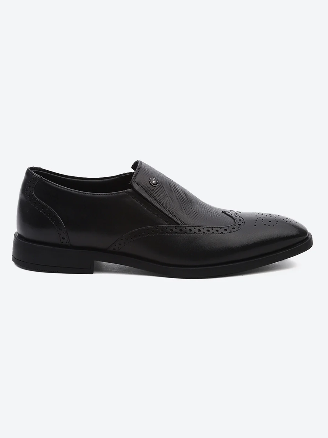 Men Black Solid Slip on Genuine Leather Formal Shoes - Image 4