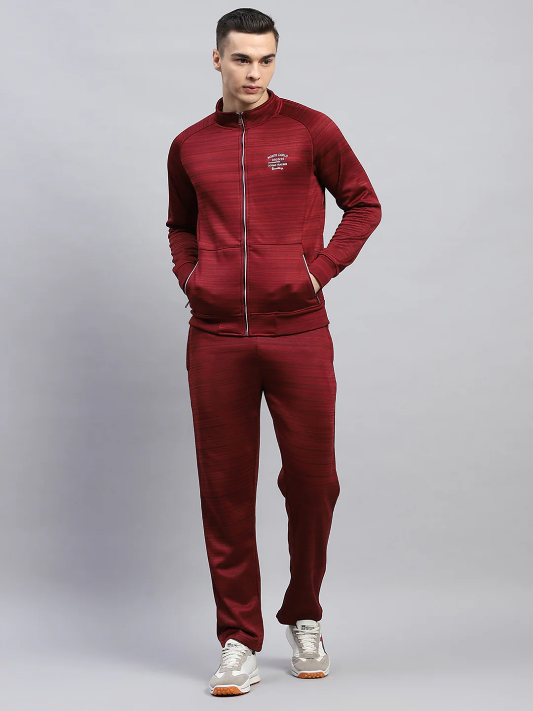 Men Maroon Solid Mock Neck Full Sleeve Winter Tracksuit