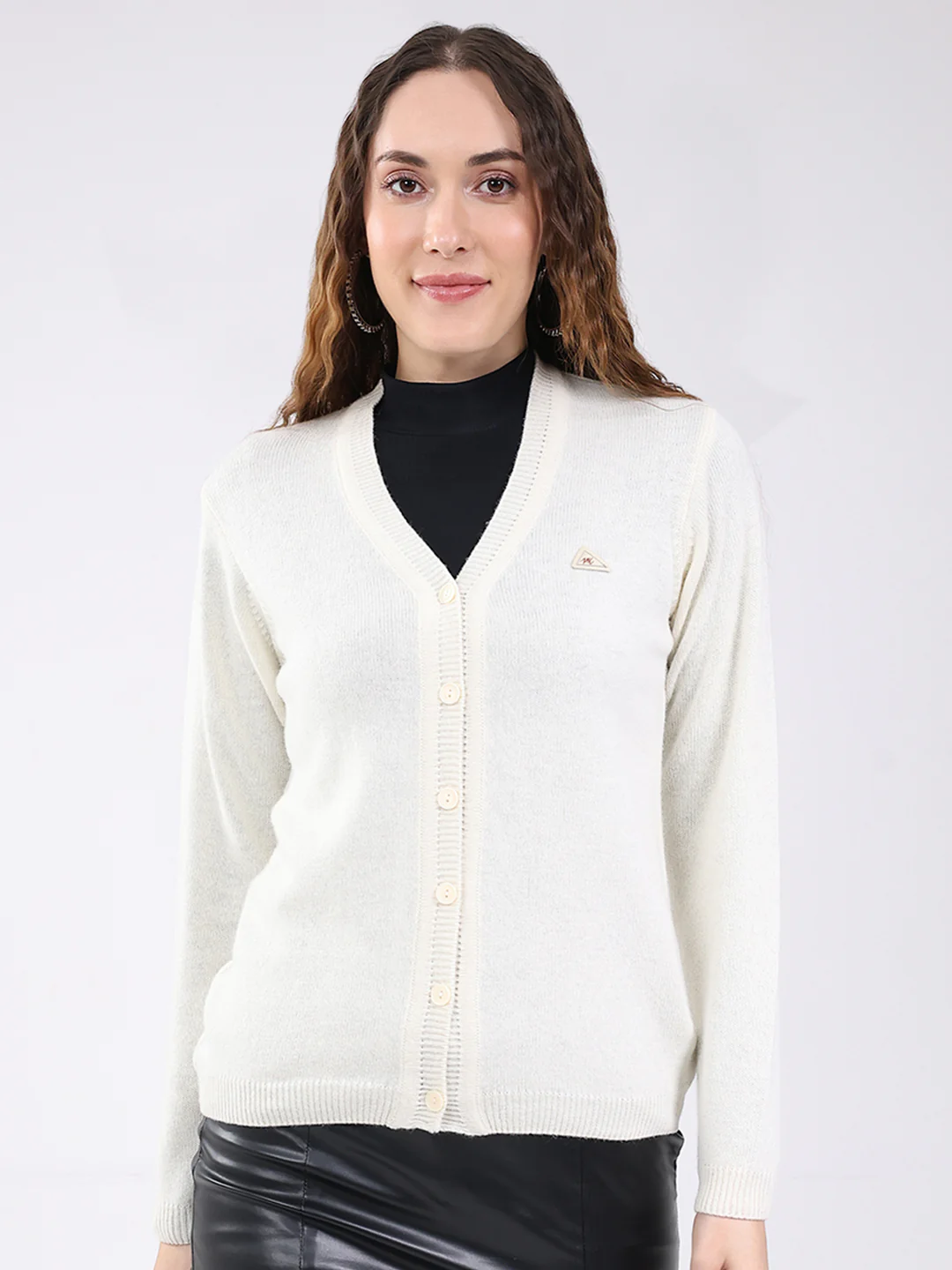 Women Off White Solid V Neck Full Sleeve Cardigan